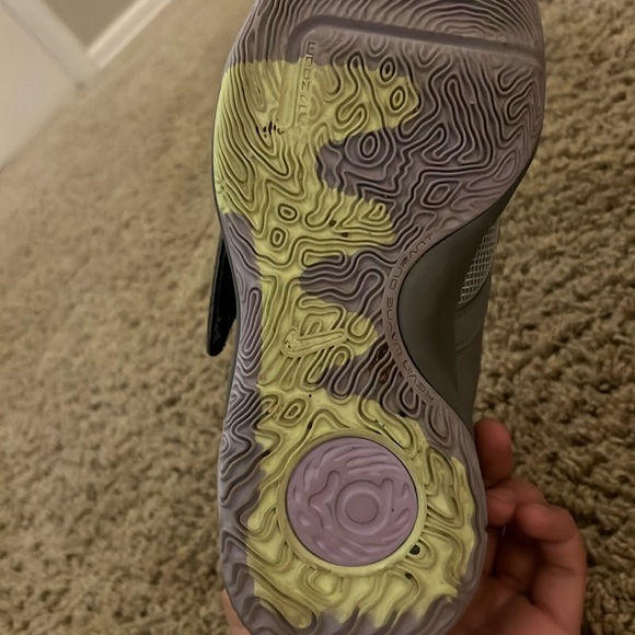 Nike Kd (Kevin Durant) Trey 5 size 7.5 - Picture 5 of 6